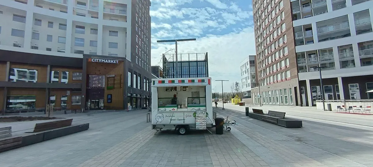 Il trailer Il Duo in una piazza, d'estate
